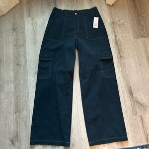 Navy target cargo pants size medium
